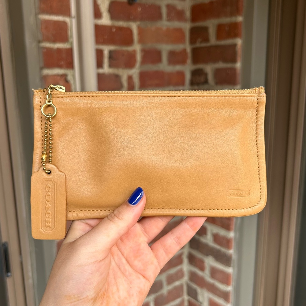 Vintage coach skinny case style 7170 camel yellow mustard leather pouch mini bag